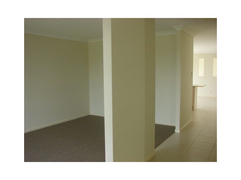 8 Kennedy Place, Muswellbrook NSW 2333