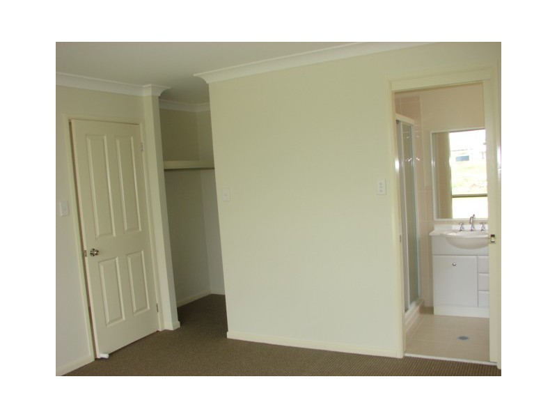 8 Kennedy Place, Muswellbrook NSW 2333