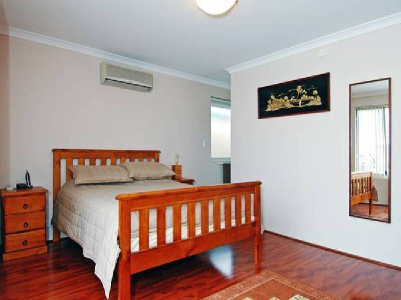 18 Derricap Avenue, Ellenbrook WA 6069