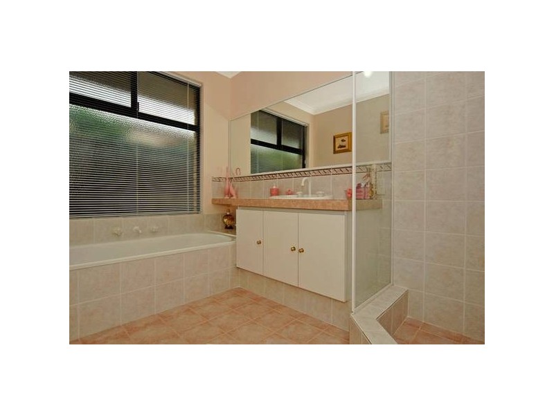 Tipuana Mews, Ellenbrook WA 6069