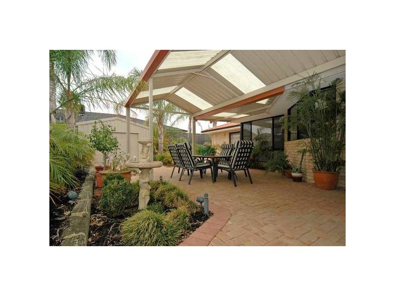 Tipuana Mews, Ellenbrook WA 6069