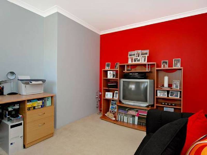 6 Rocklea Crescent, Ellenbrook WA 6069