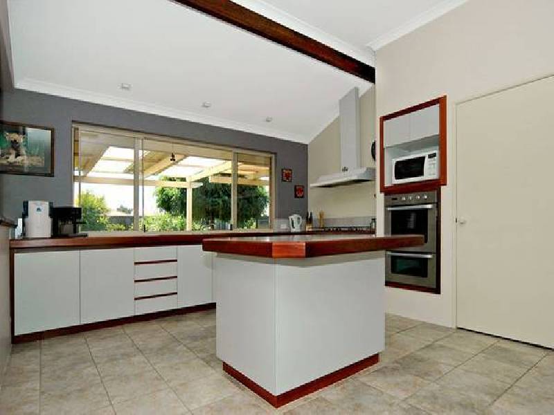 19 Wattlebird Crescent, Ellenbrook WA 6069