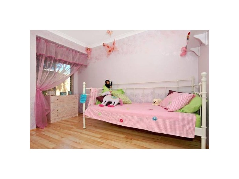 19 Wattlebird Crescent, Ellenbrook WA 6069