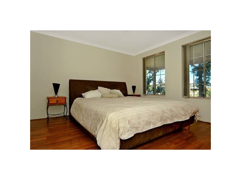 18 Halpin Circle, Ellenbrook WA 6069