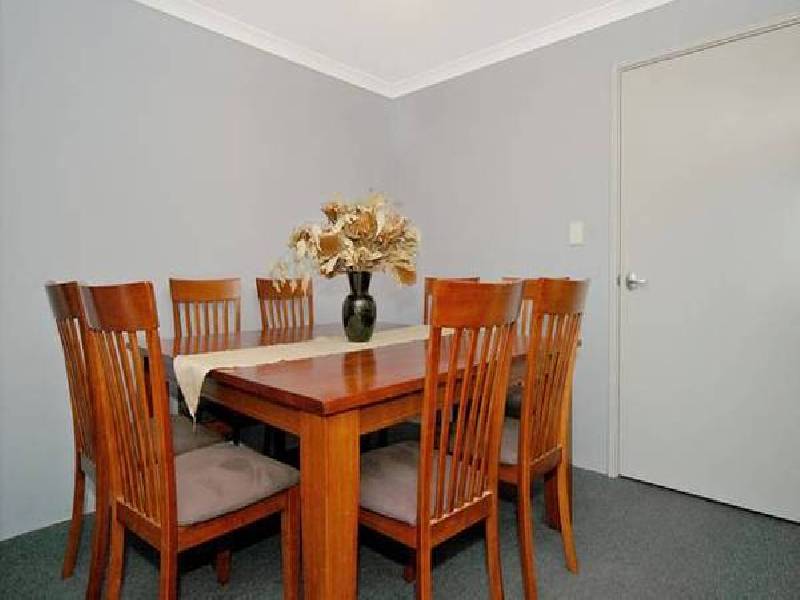 82 Pinegrove Drive, Ellenbrook WA 6069