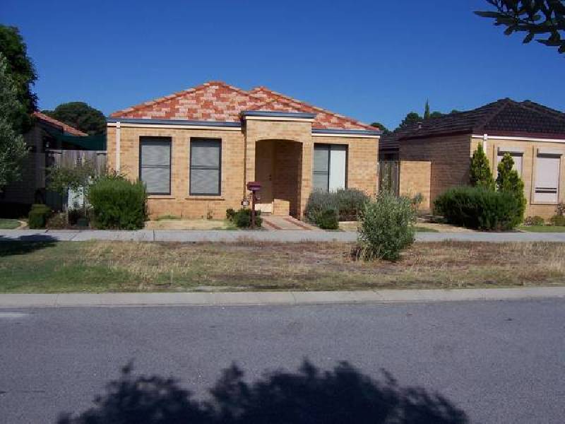 16 St Tropez Vista, Ellenbrook WA 6069