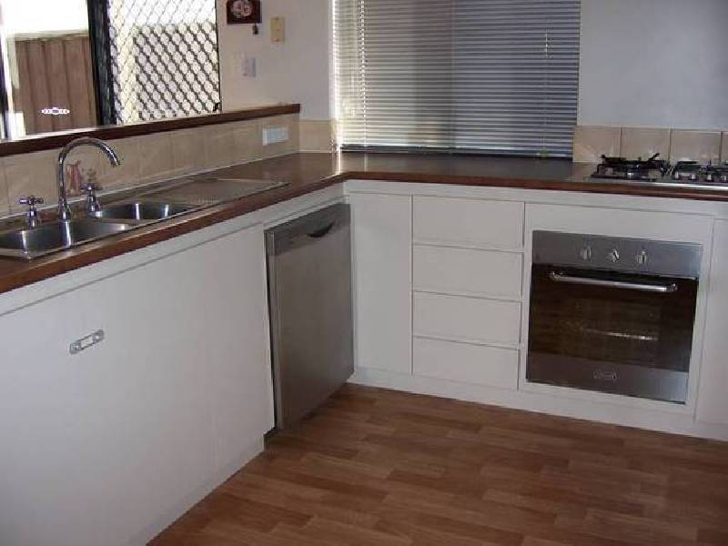 23 Sorrento Turn, Ellenbrook WA 6069