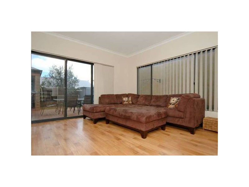 7 Cherrabun Way, Ellenbrook WA 6069