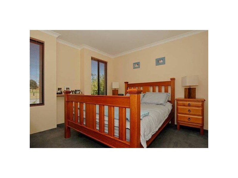 7 Cherrabun Way, Ellenbrook WA 6069