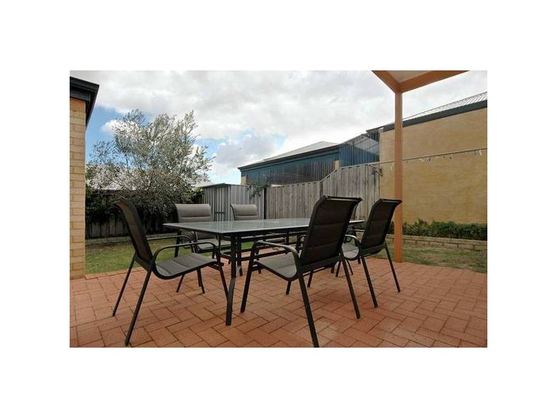 7 Cherrabun Way, Ellenbrook WA 6069