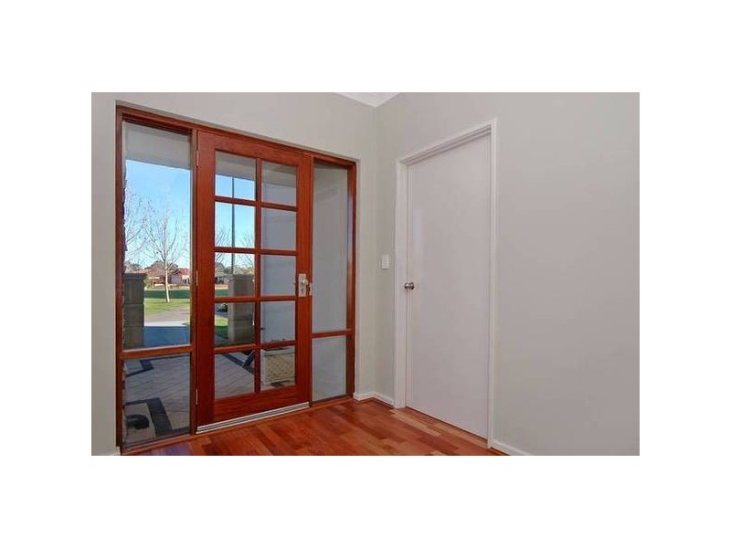 37 Ridley Street, Ellenbrook WA 6069