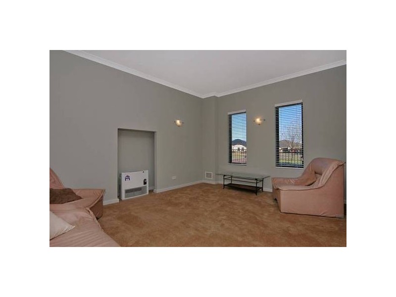 37 Ridley Street, Ellenbrook WA 6069