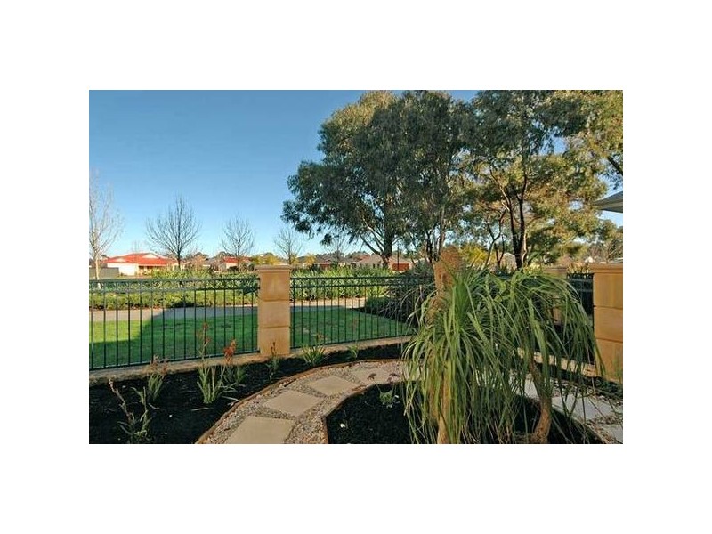 37 Ridley Street, Ellenbrook WA 6069