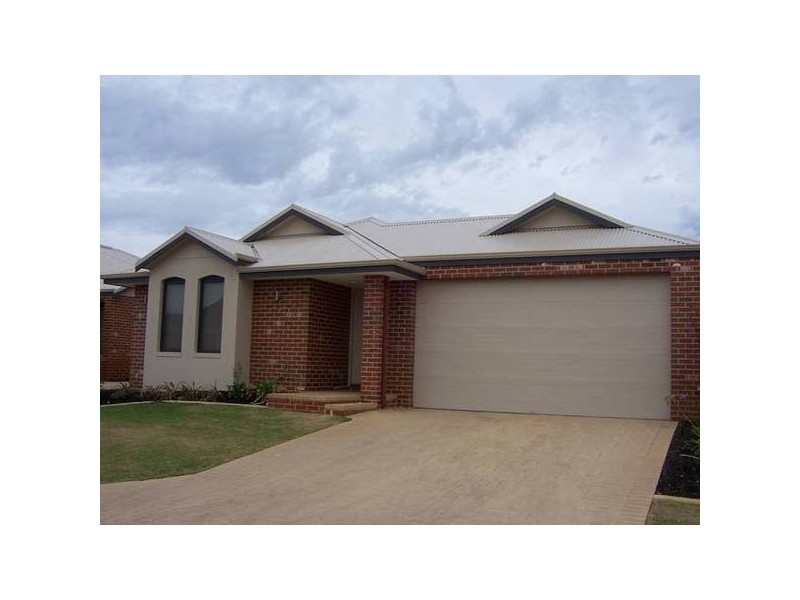 4/7 Madden Way, Ellenbrook WA 6069