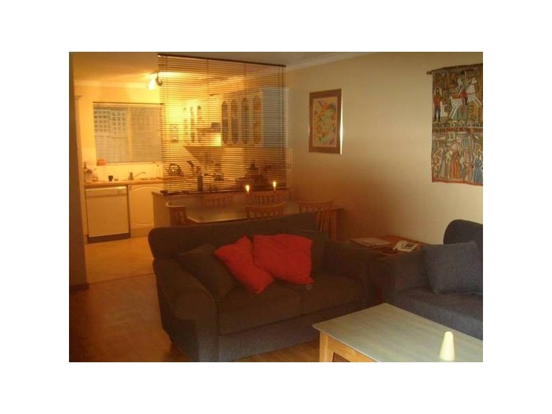 2/72 Waterloo Street, Joondanna WA 6060