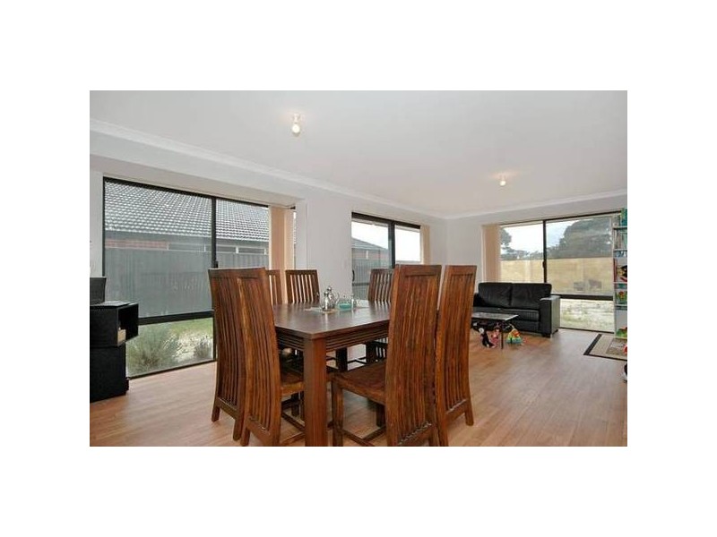 Travers Way, Ellenbrook WA 6069