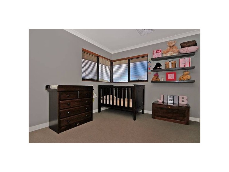 12 Deveraux Crescent, Ellenbrook WA 6069