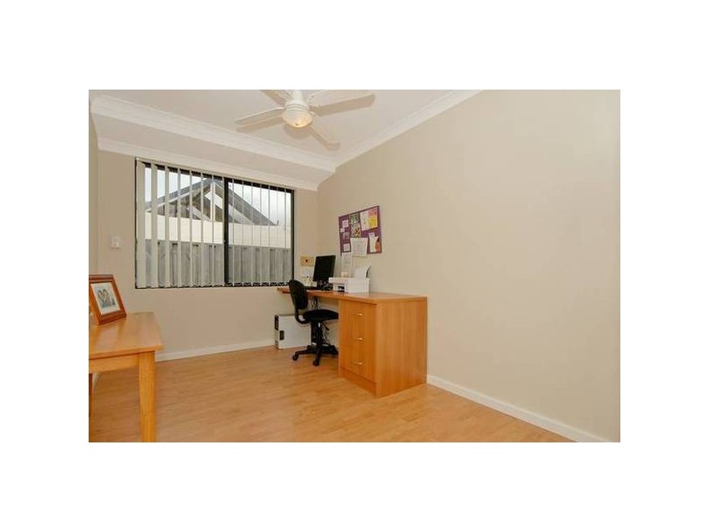 33 Tokara Avenue, Henley Brook WA 6055