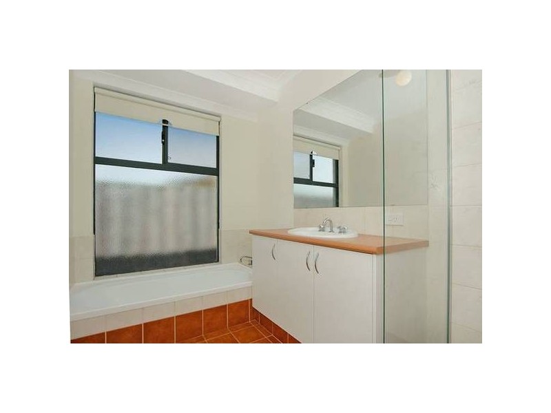 33 Tokara Avenue, Henley Brook WA 6055