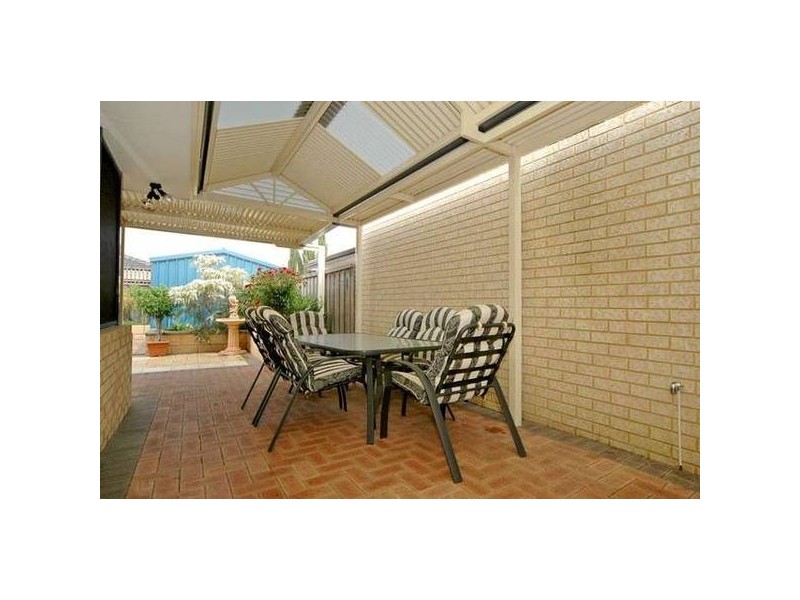 35 Vaucluse Crescent, Ellenbrook WA 6069