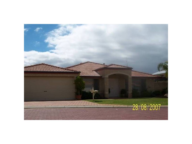 2 Whistler Court, Ellenbrook WA 6069