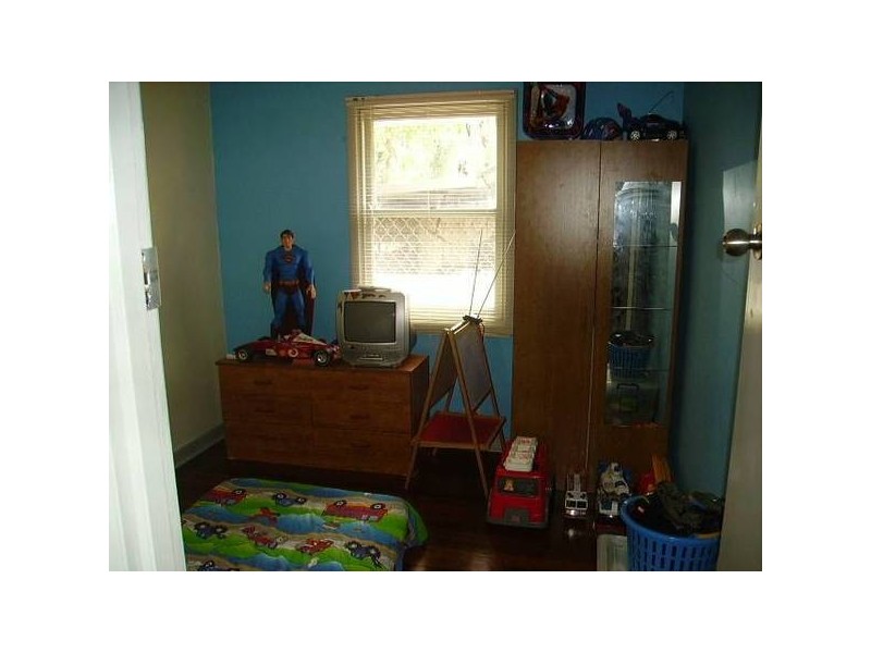 15 Ferrier St, Swan View WA 6056