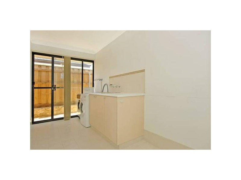 24 Moulton Trail, Ellenbrook WA 6069