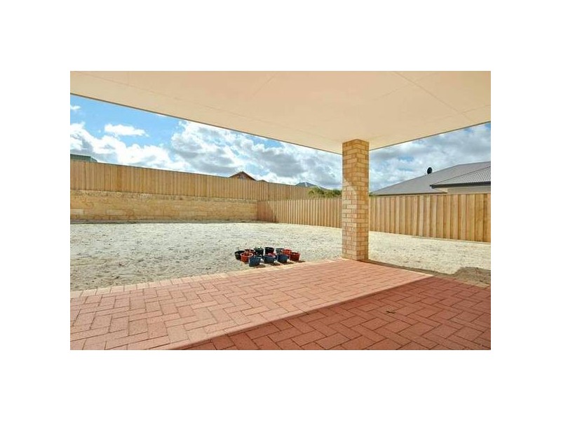 24 Moulton Trail, Ellenbrook WA 6069