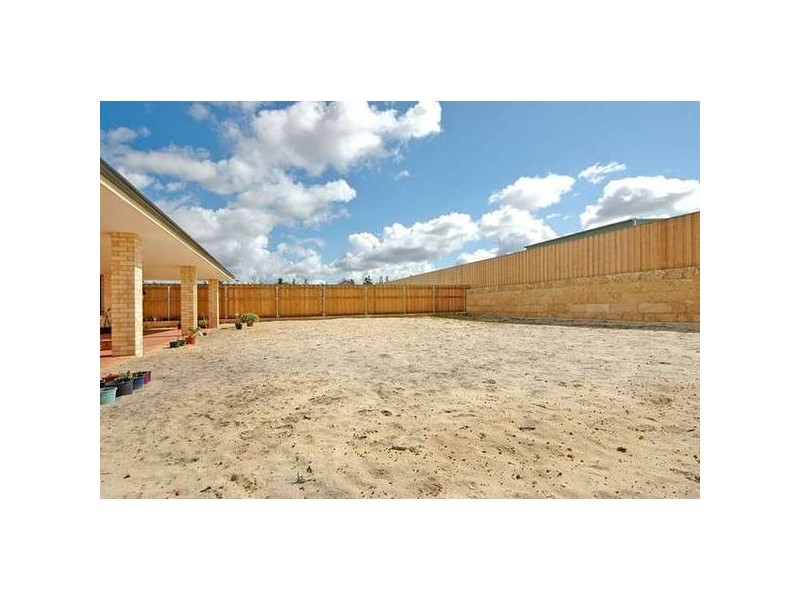 24 Moulton Trail, Ellenbrook WA 6069