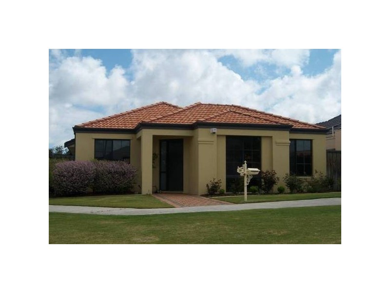 10 St Tropez Vista, Ellenbrook WA 6069