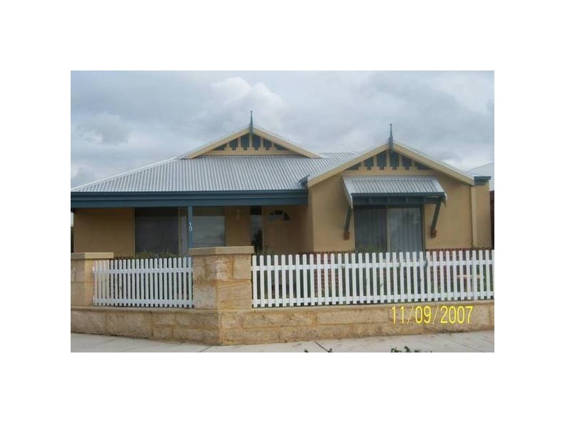 13 Wollostan Vista, Ellenbrook WA 6069