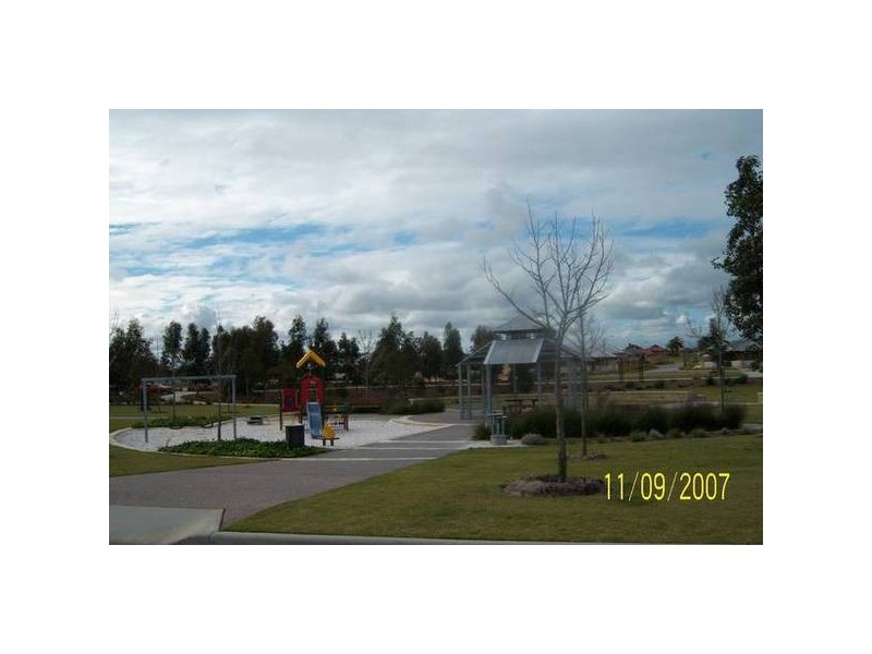 13 Wollostan Vista, Ellenbrook WA 6069