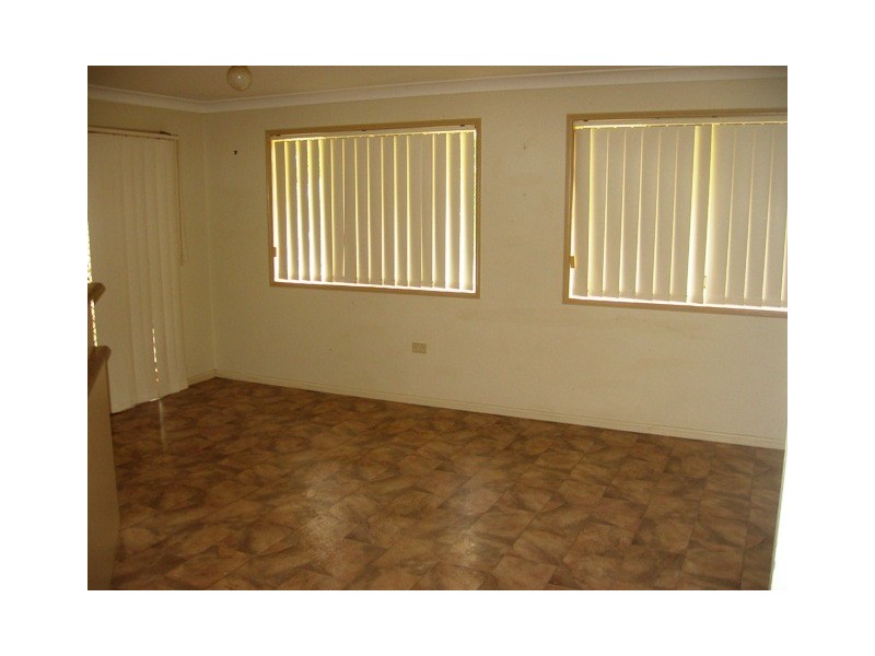 6 Hitchcock Lane, Keppel Sands QLD 4702