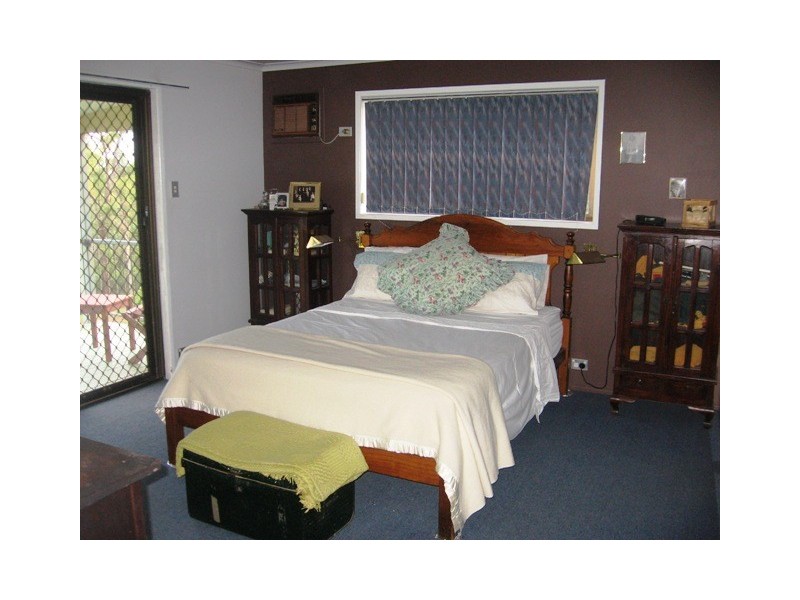 697 Keppel Sands Rd, Tungamull QLD 4702