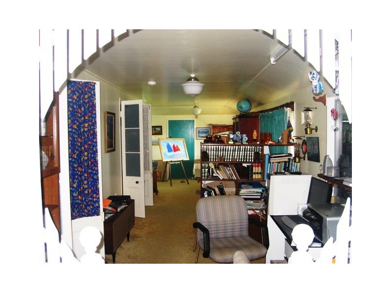 9 Strow Street, Barlows Hill QLD 4703