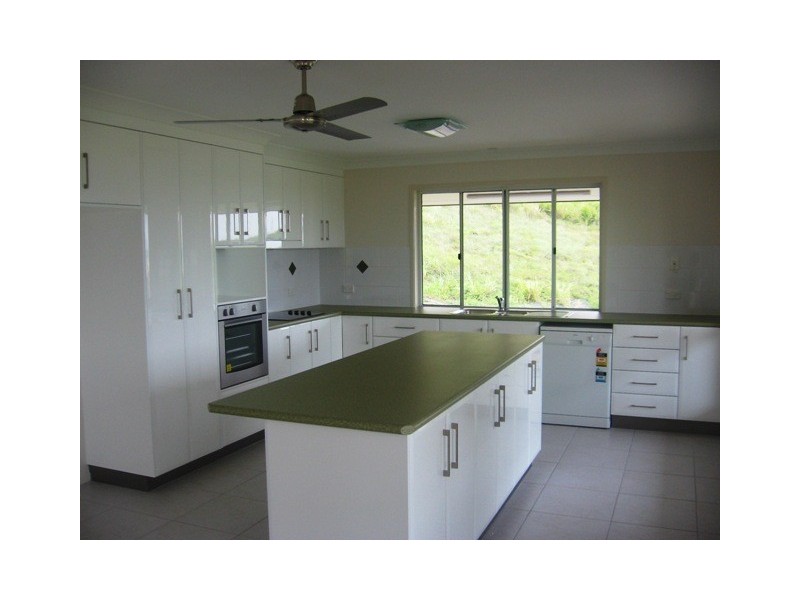 5 Doveshell Crescent, Zilzie QLD 4710