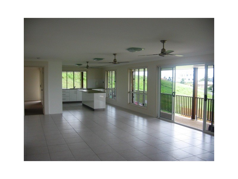 5 Doveshell Crescent, Zilzie QLD 4710