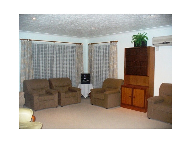 62 Larnach Street, Zilzie QLD 4710