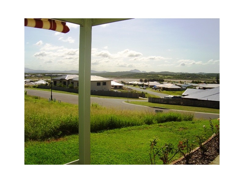 2 Cowry Street, Zilzie QLD 4710