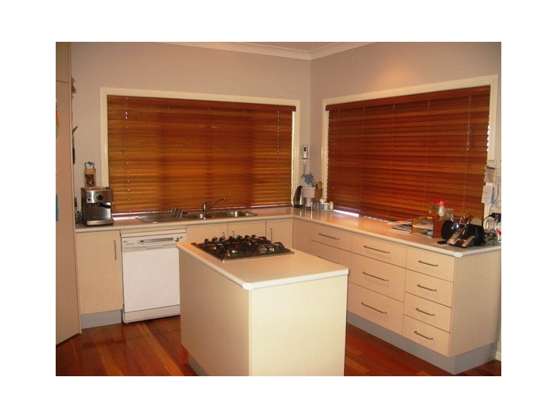 40 Paradise Way, Emu Park QLD 4710