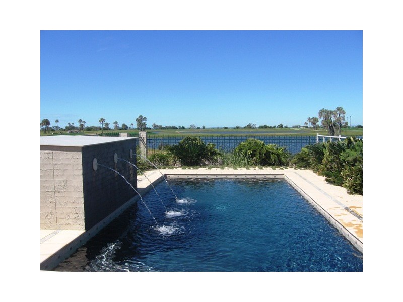 10 San Marino Way, Zilzie QLD 4710