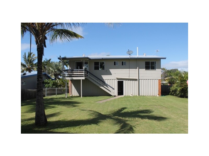 15 Crane Street, Emu Park QLD 4710