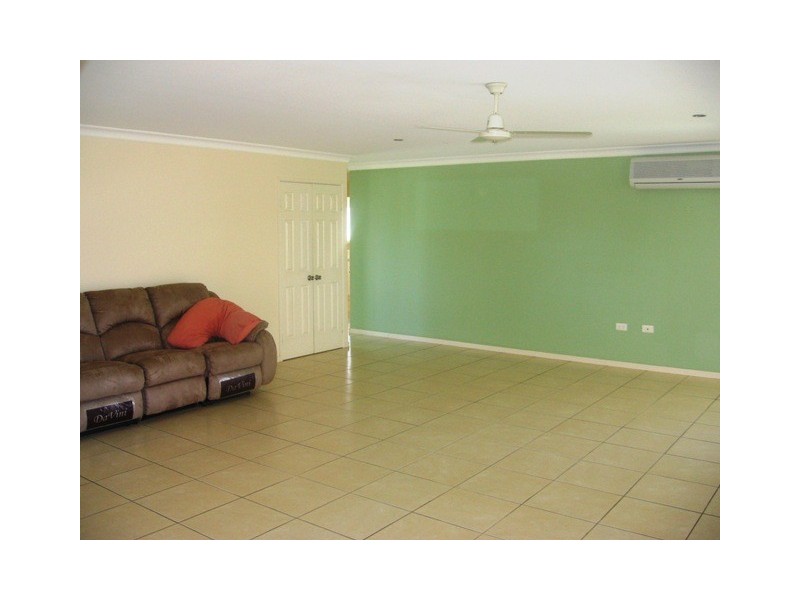 7 San Marino Way, Zilzie QLD 4710