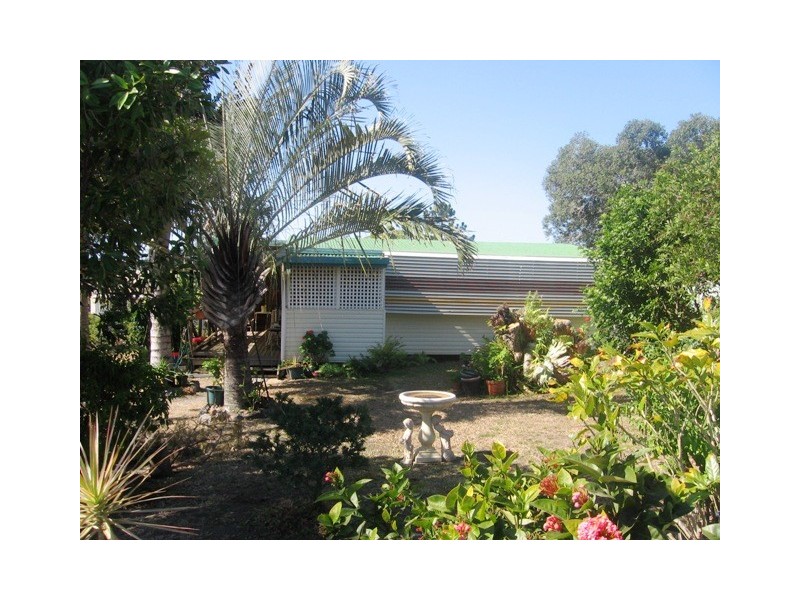 17 Archer Street, Emu Park QLD 4710