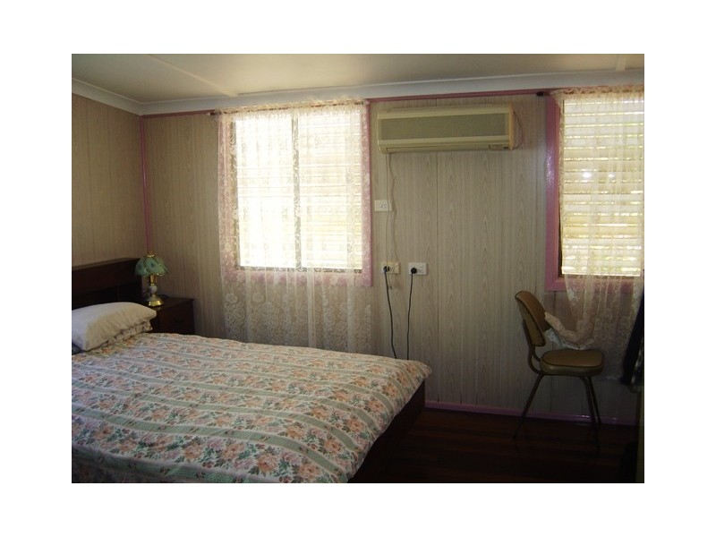 17 Archer Street, Emu Park QLD 4710