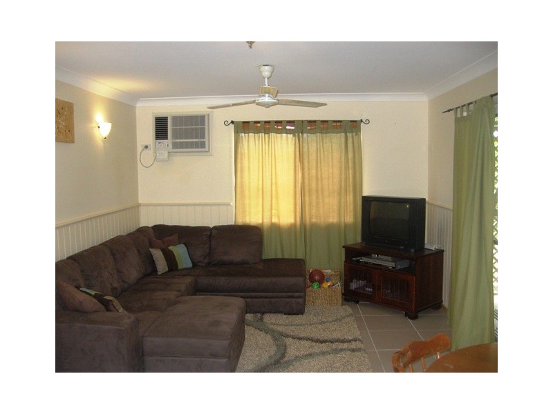 1/10 Arthur Street, Emu Park QLD 4710