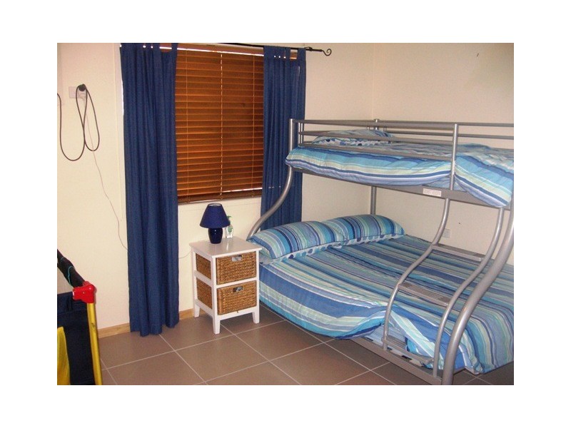 1/10 Arthur Street, Emu Park QLD 4710