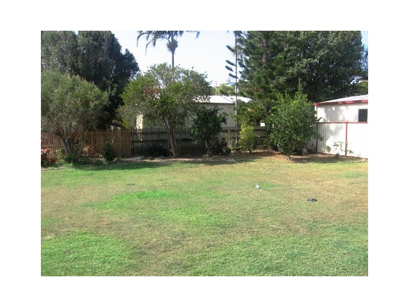 21 Pacific Street, Zilzie QLD 4710