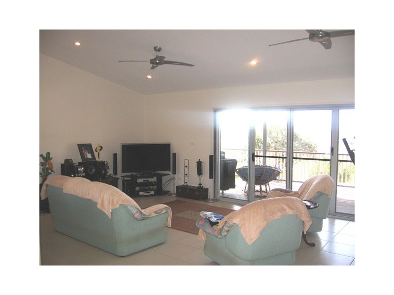 11 Gap Street, Emu Park QLD 4710